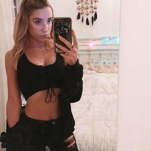 Meet your Posher, Nellie